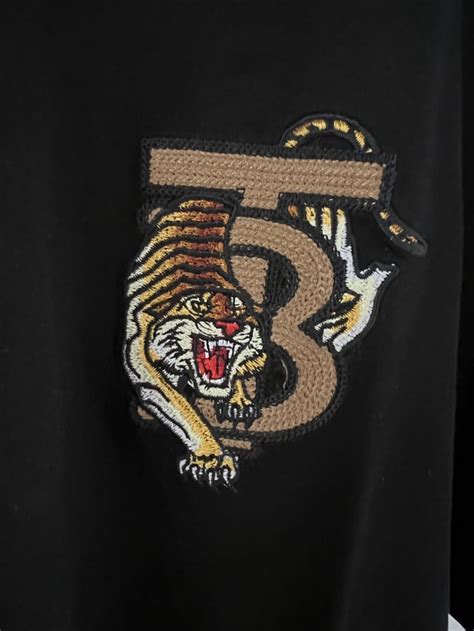 [REVIEW] Burberry Tiger T